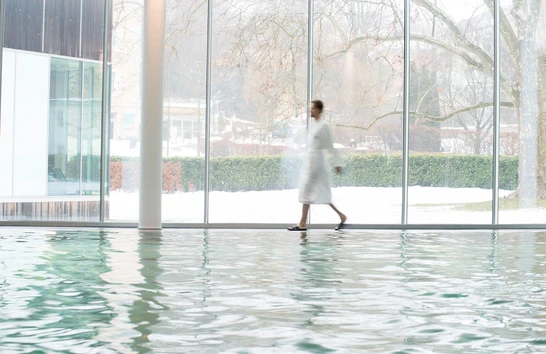 Indoor Bereich der Therme der Ruhe im Winter