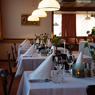 Festliche Tischkultur im Gasthof Scheer