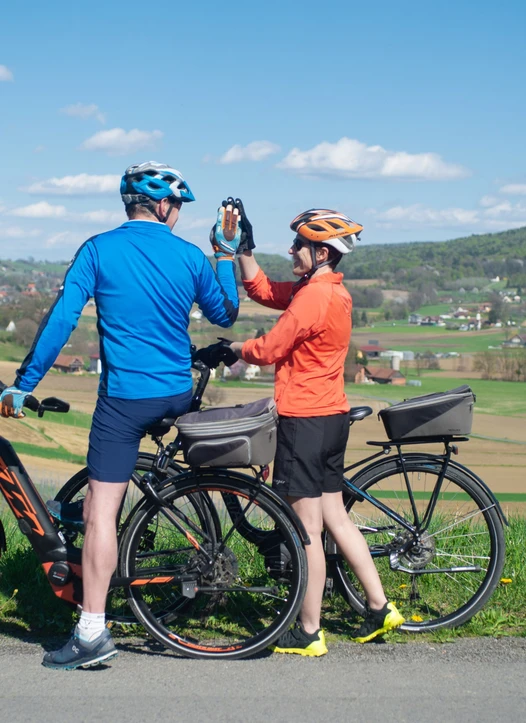 Radfahren mit Ausblick in die Region Bad Gleichenberg