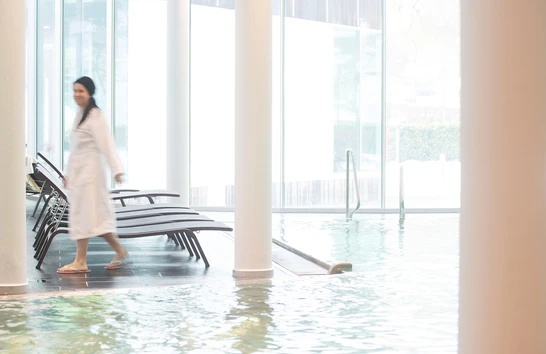 Indoor Bereich der Therme der Ruhe in Bad Gleichenberg